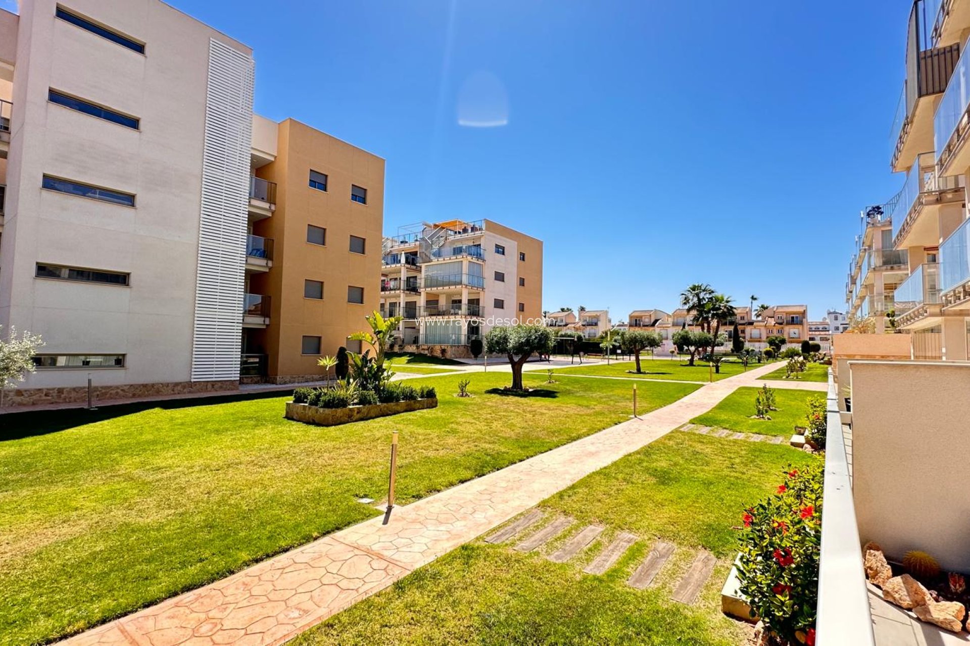 Resale - Apartment - Orihuela Costa - Villamartín