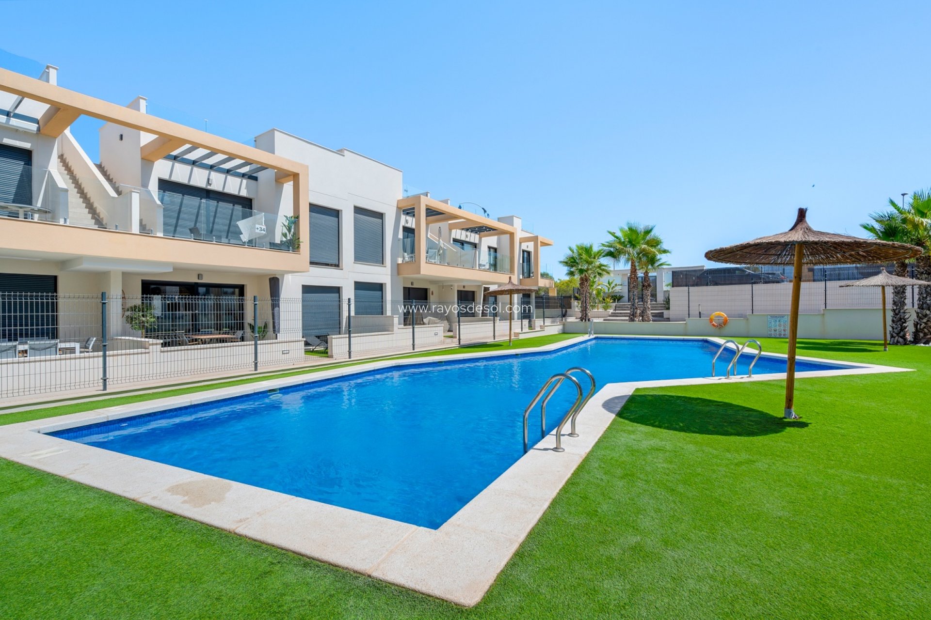 Resale - Apartment - Orihuela Costa - Villamartín