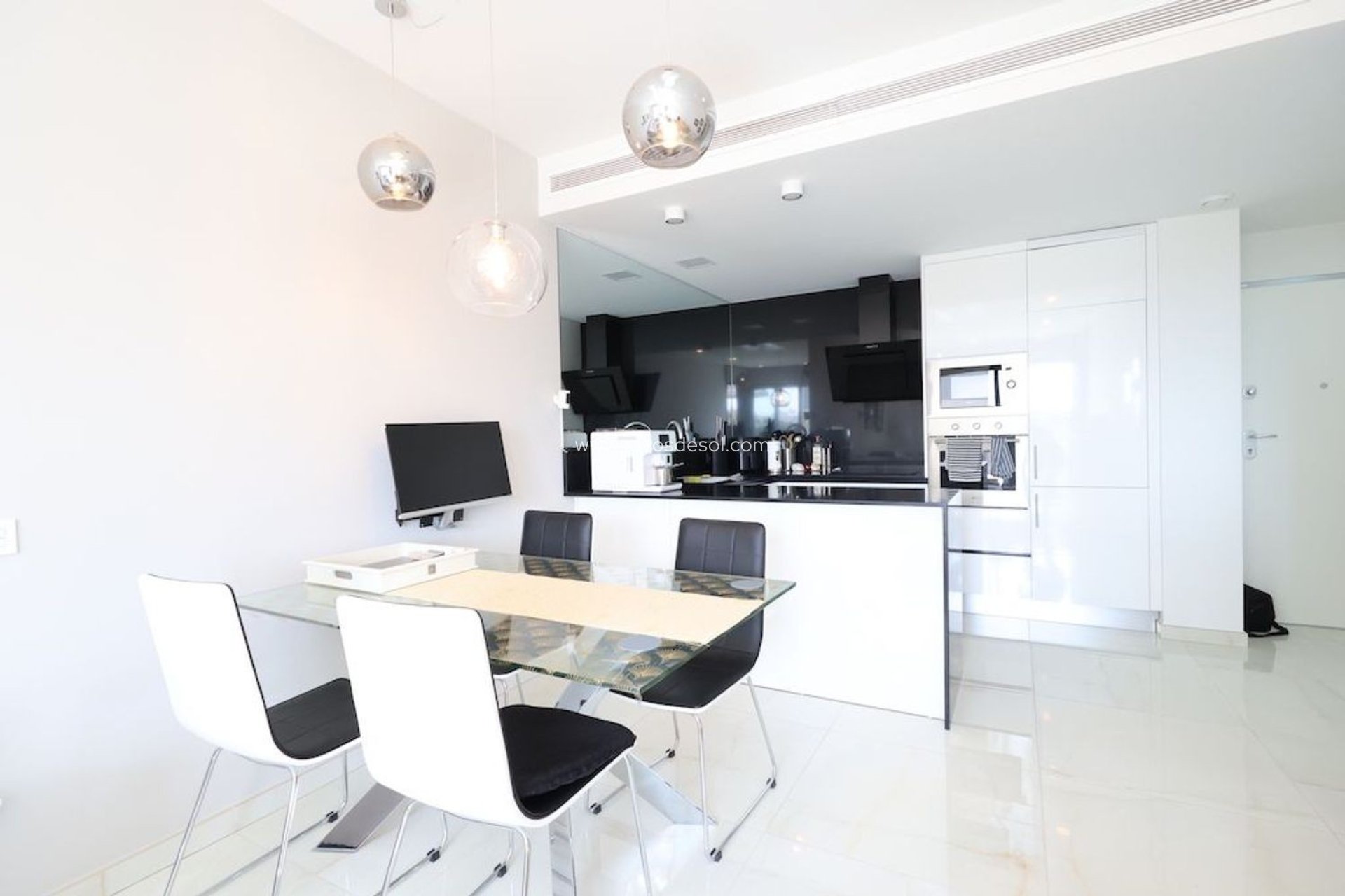 Resale - Apartment - Orihuela Costa