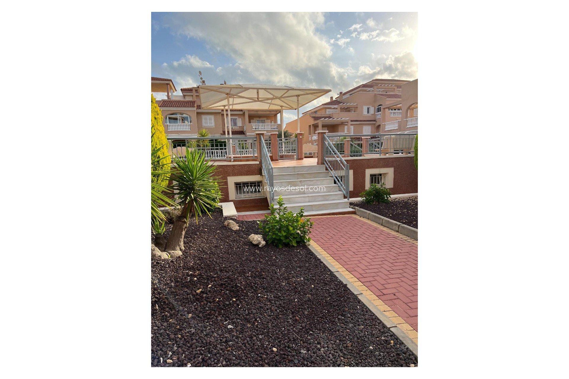 Resale - Apartment - Punta Prima