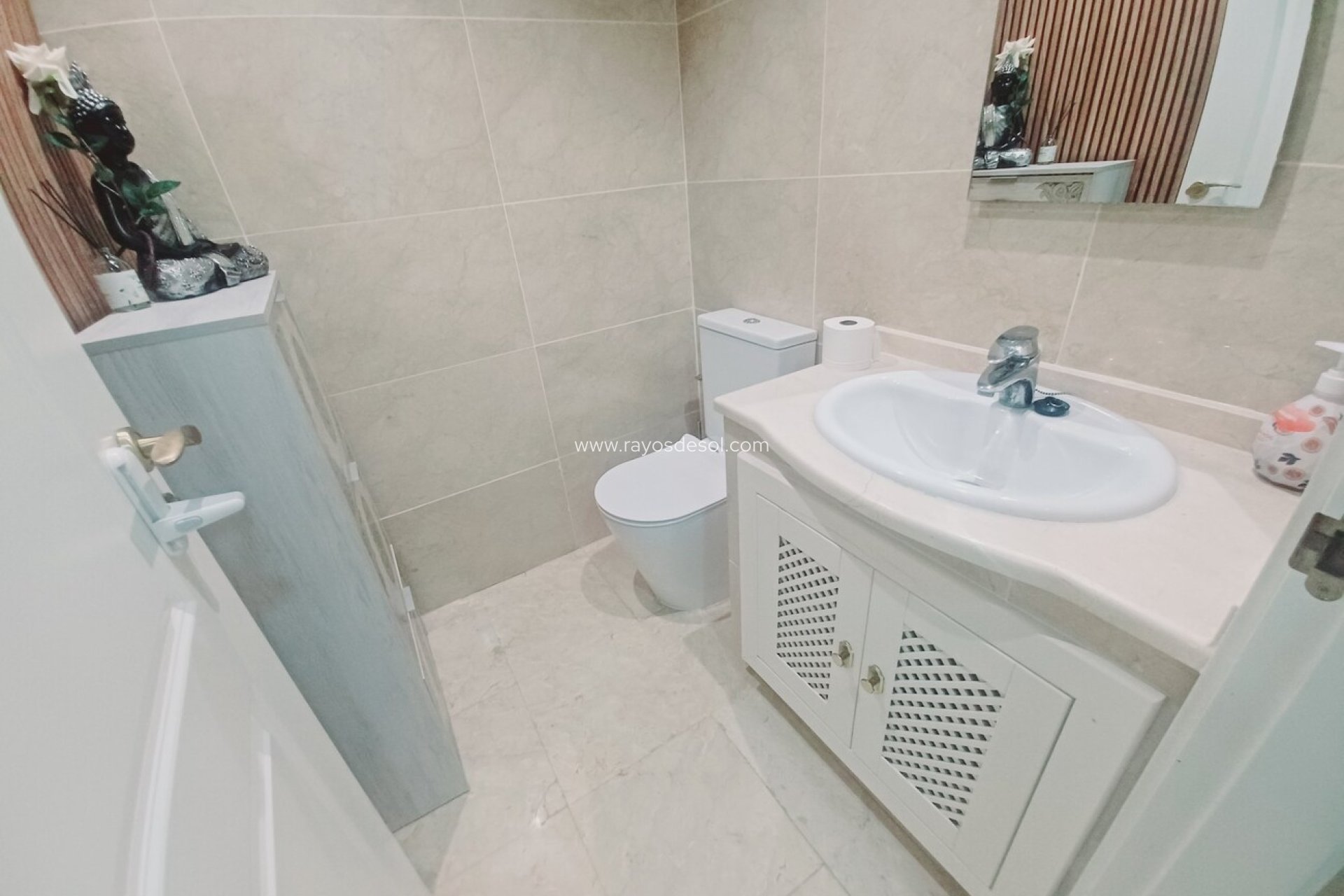 Resale - Apartment - Roda