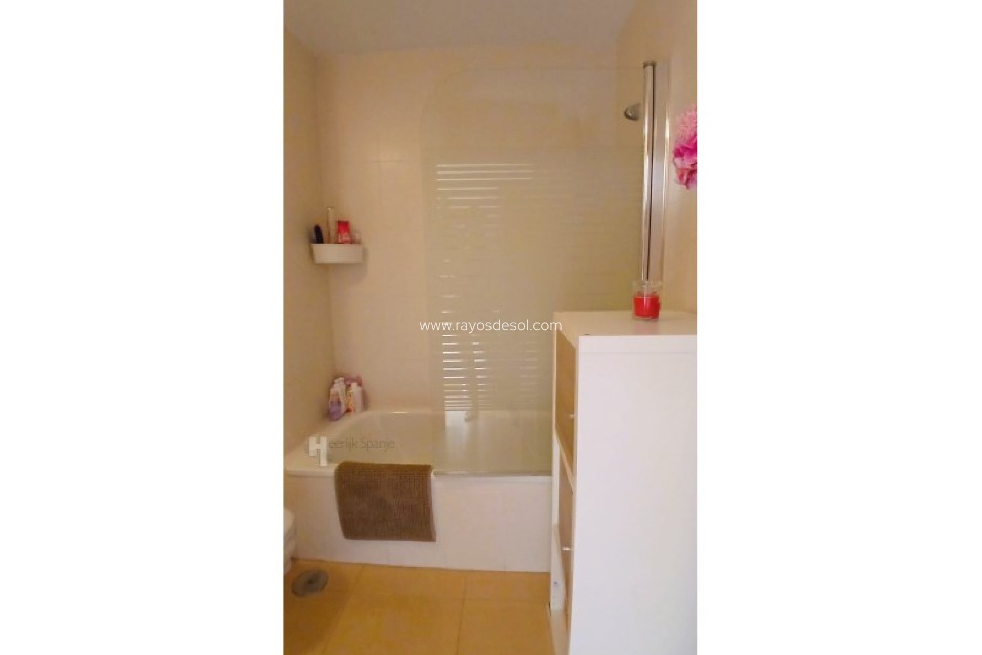 Resale - Apartment - Roldan