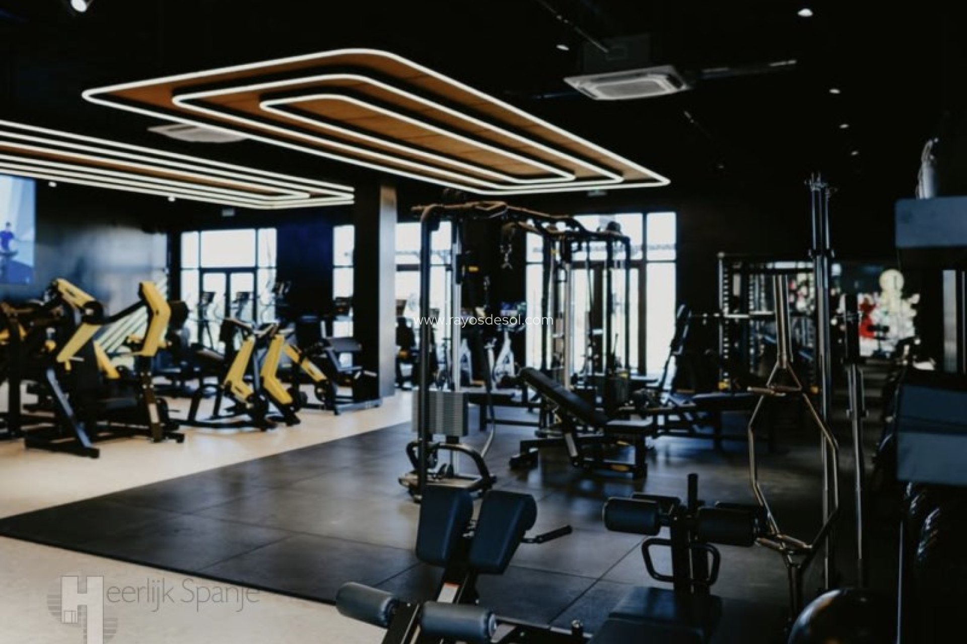 Resale - Apartment - Roldan