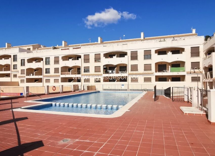 Resale - Apartment - Sucina