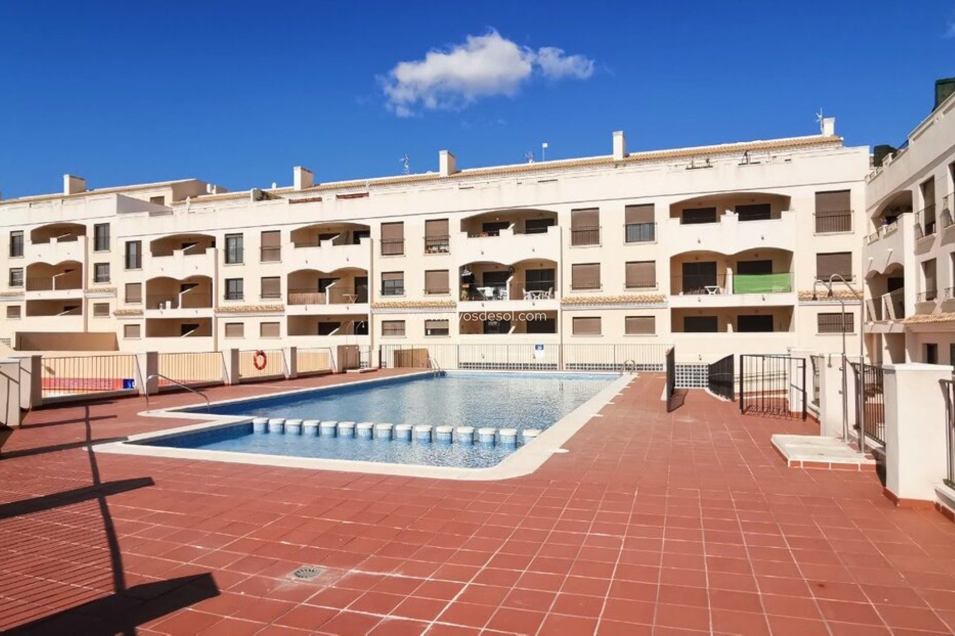 Resale - Apartment - Sucina