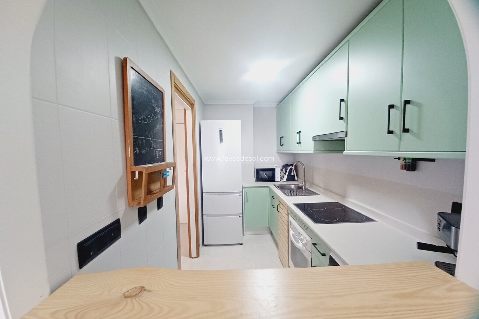 Resale - Apartment - Sucina