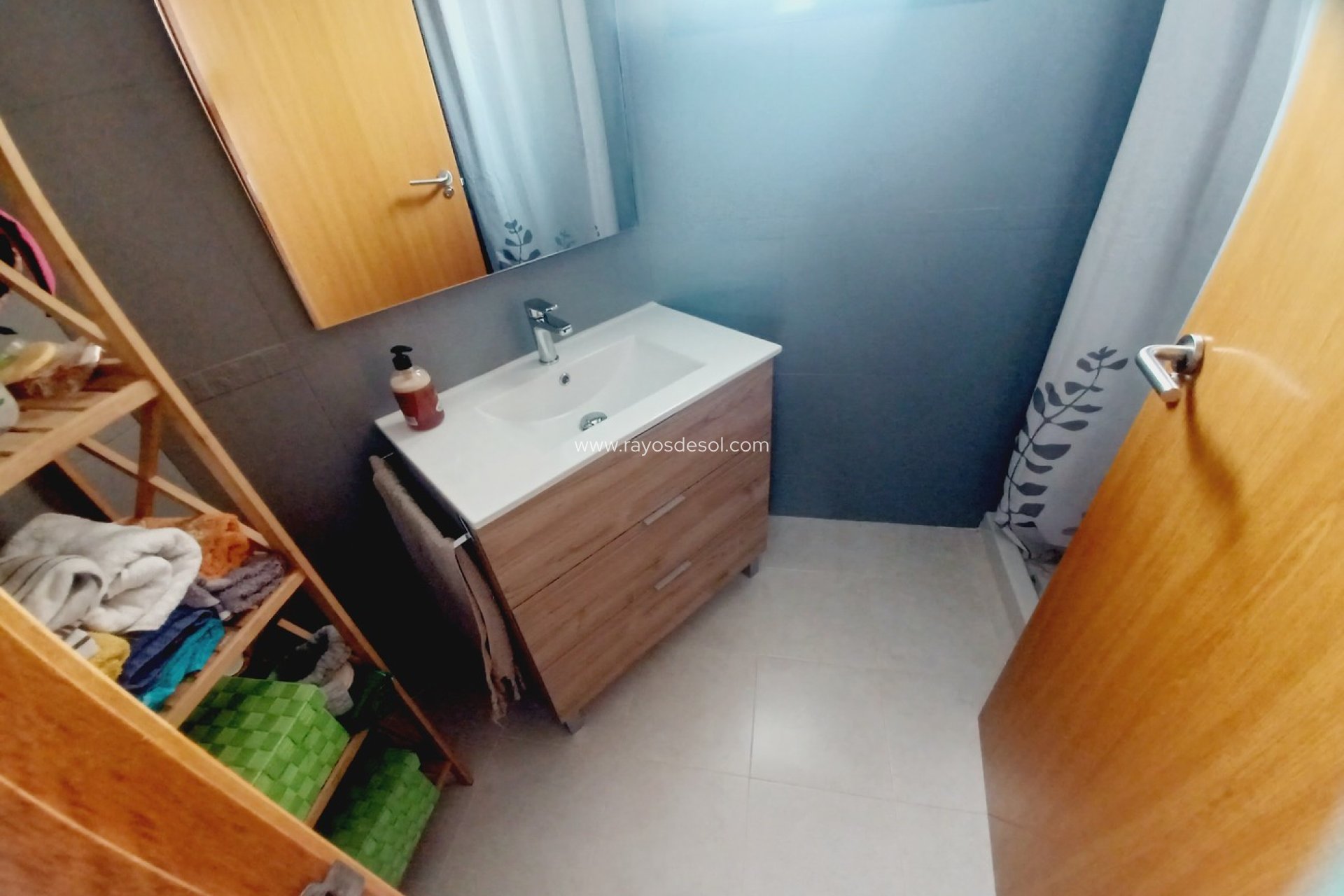 Resale - Apartment - Sucina