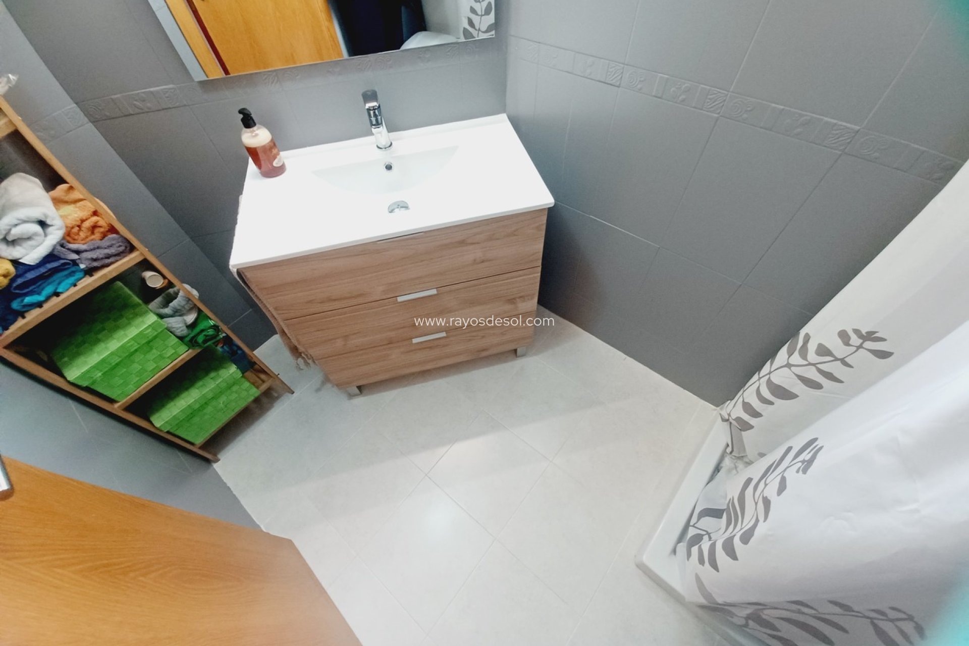 Resale - Apartment - Sucina