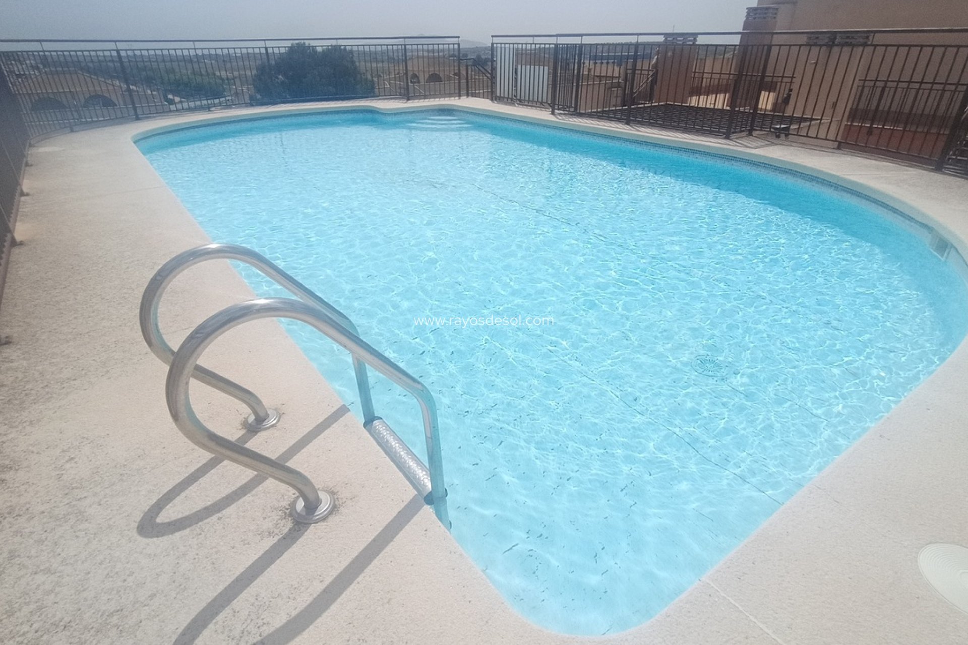 Resale - Apartment - Sucina