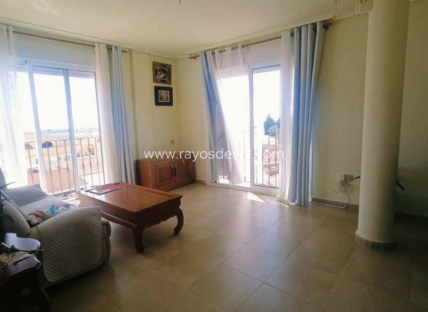 Resale - Apartment - Sucina