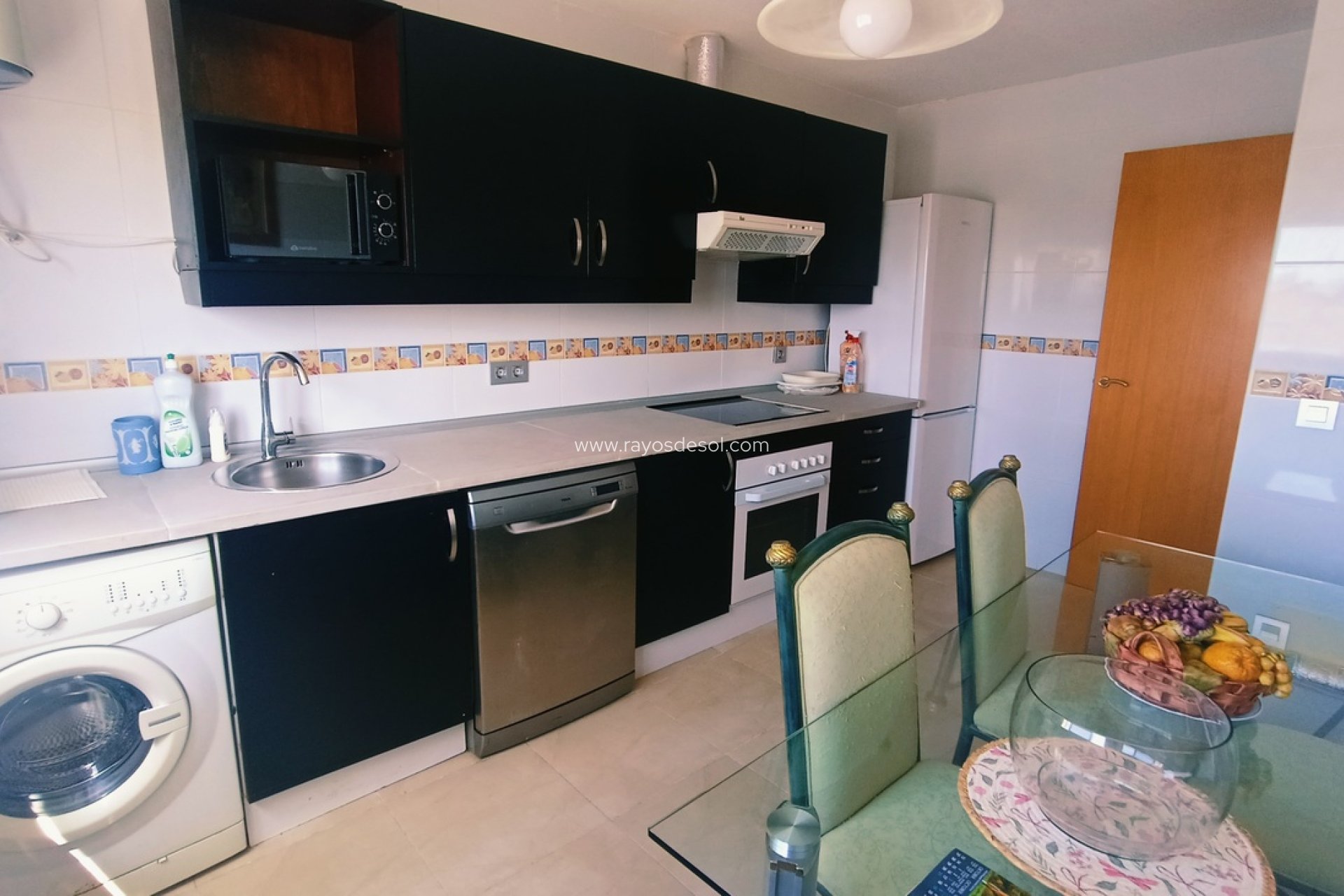 Resale - Apartment - Sucina