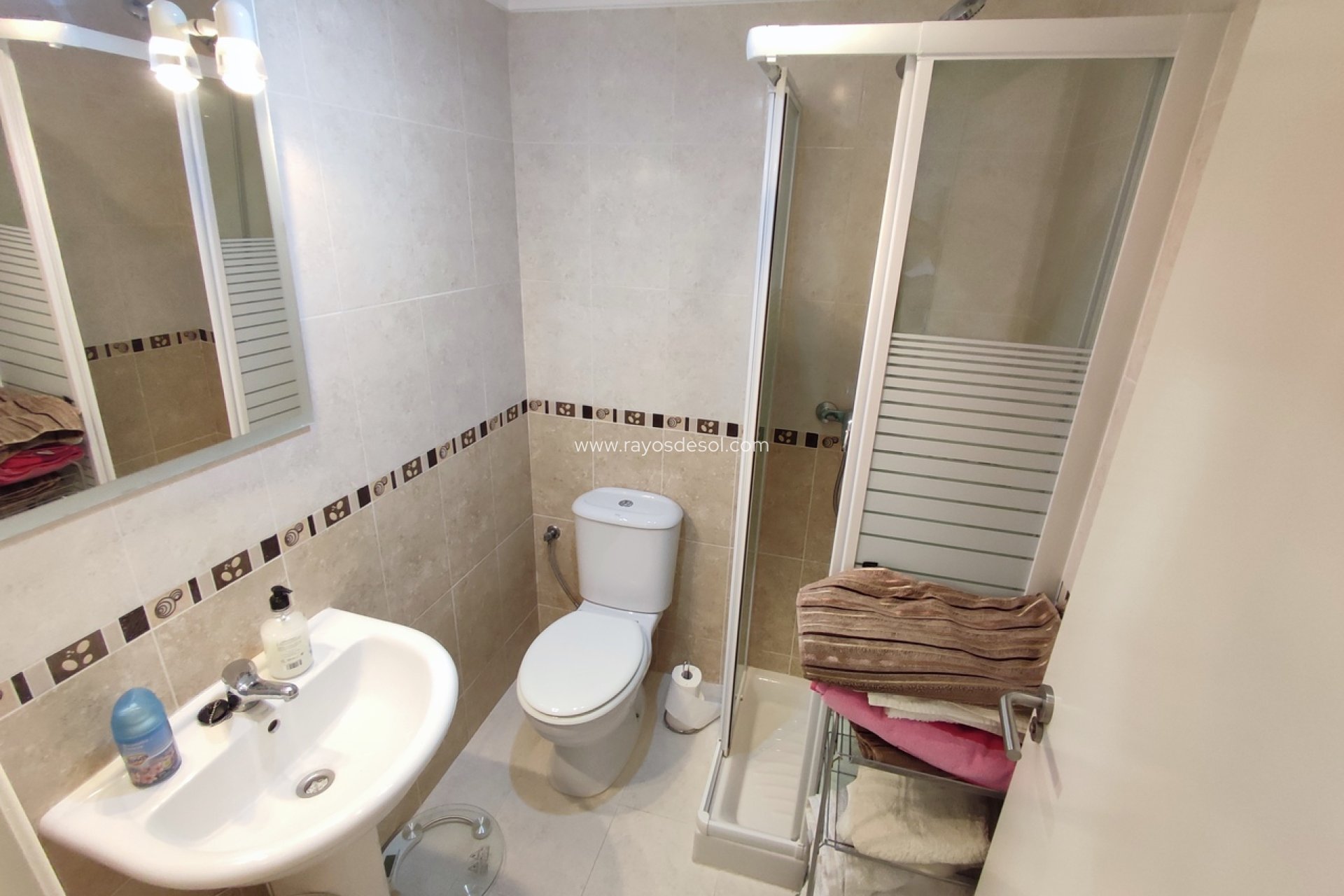 Resale - Apartment - Sucina