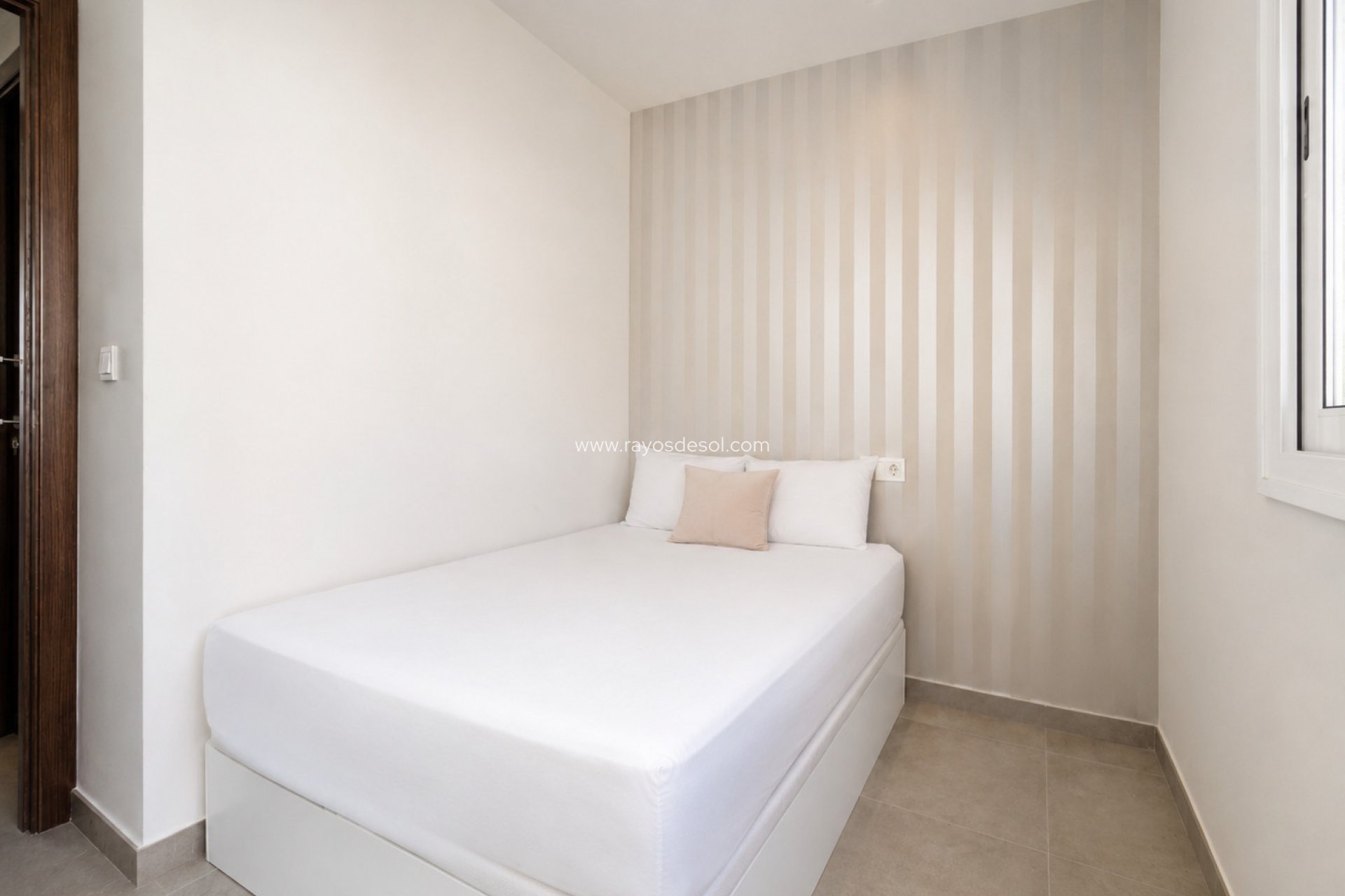 Resale - Apartment - Torrevieja - Aguas Nuevas