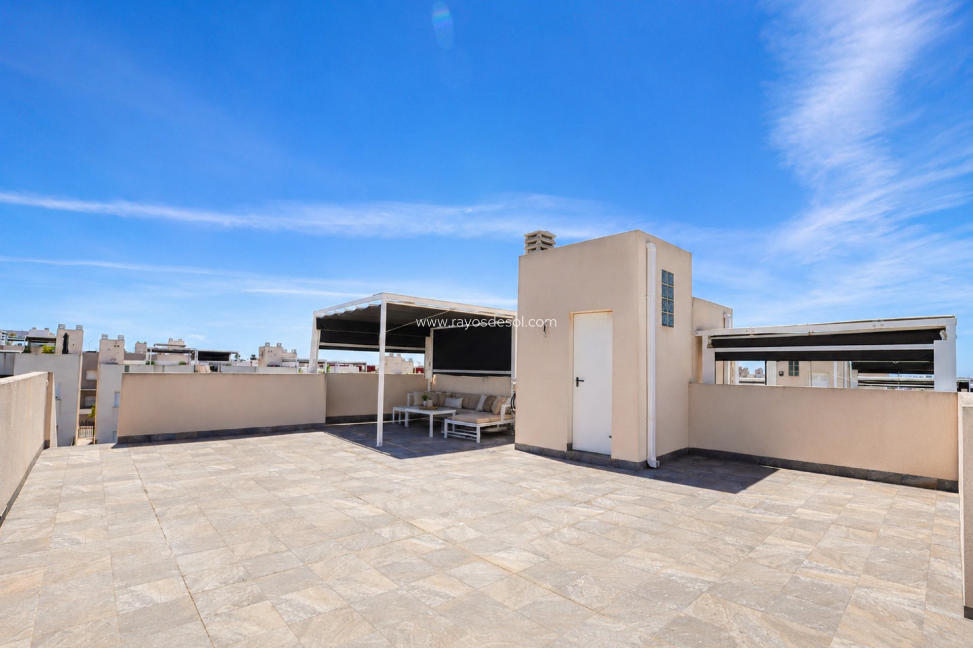 Resale - Apartment - Torrevieja - Aguas Nuevas