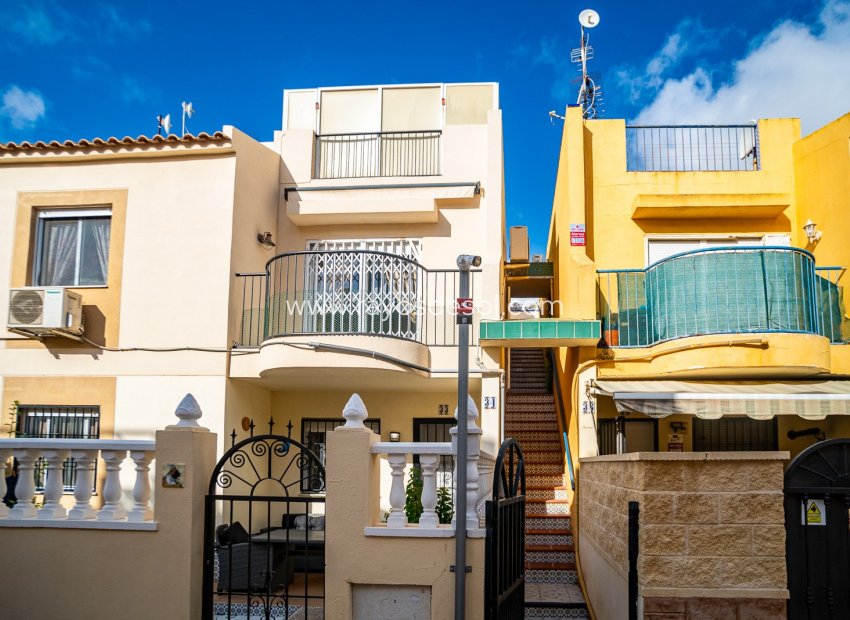 Resale - Apartment - Torrevieja - El Chaparral