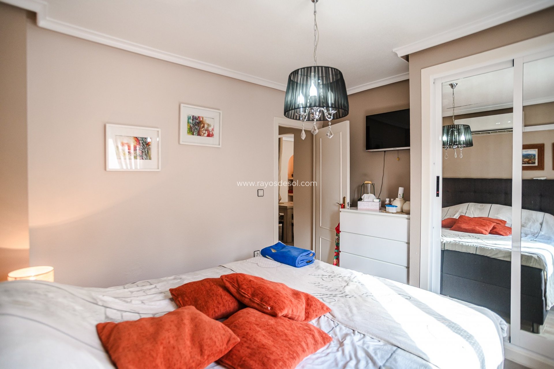 Resale - Apartment - Torrevieja - El Chaparral
