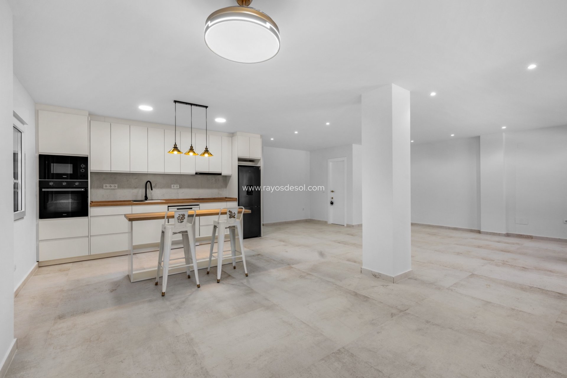 Resale - Apartment - Torrevieja - Playa del Acequión