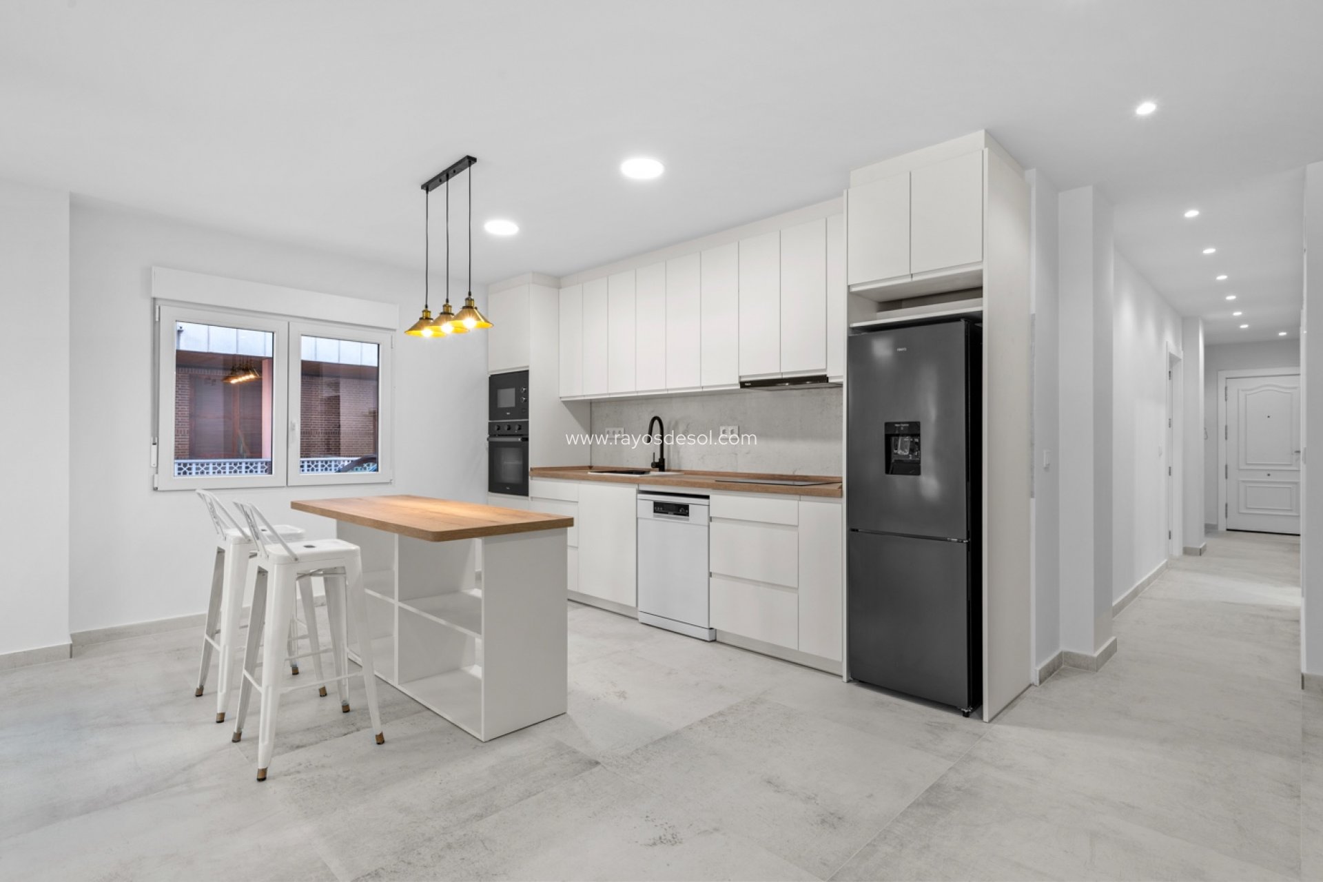 Resale - Apartment - Torrevieja - Playa del Acequión