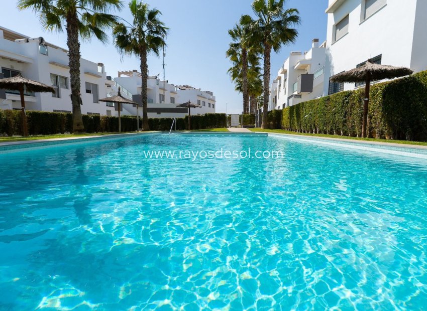 Resale - Apartment - Torrevieja - Punta Prima