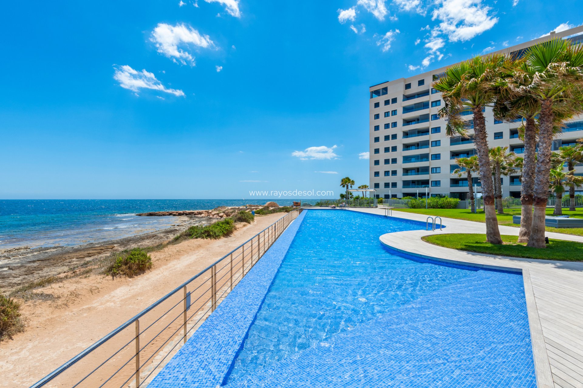 Resale - Apartment - Torrevieja - Punta Prima
