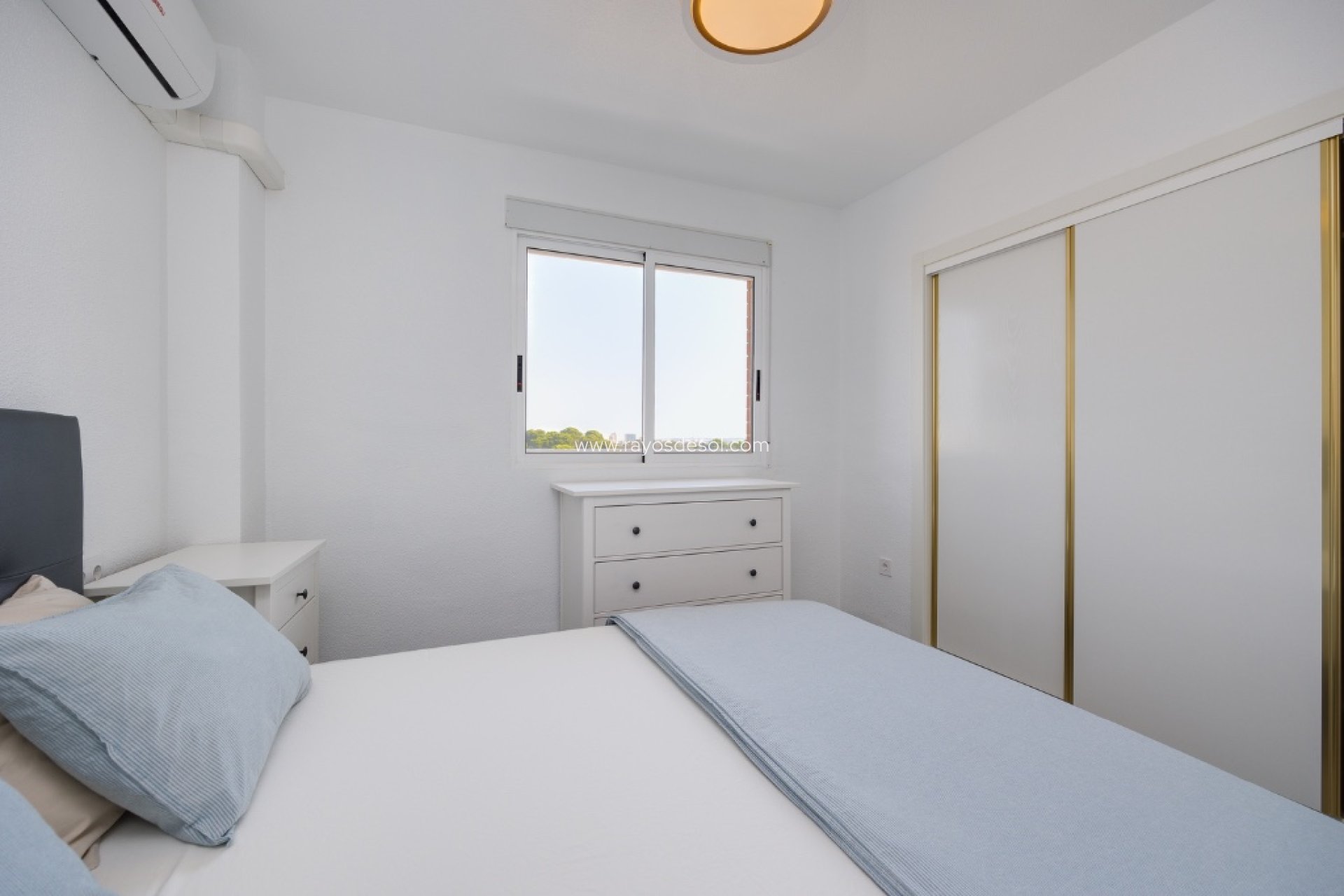 Resale - Apartment - Torrevieja - Punta Prima