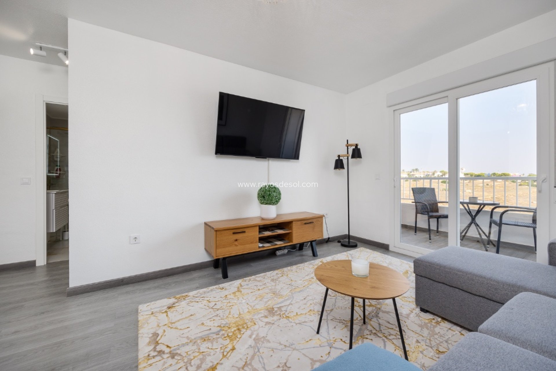 Resale - Apartment - Torrevieja - Punta Prima