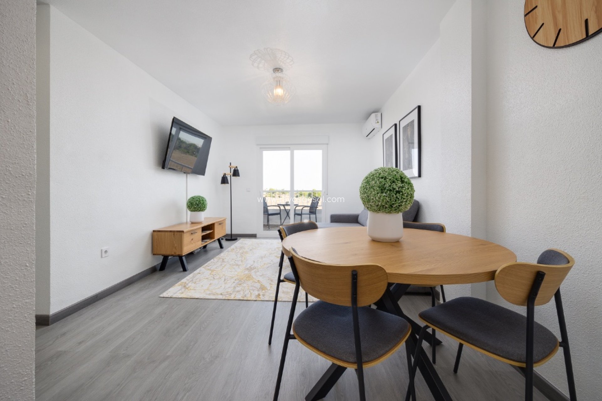 Resale - Apartment - Torrevieja - Punta Prima