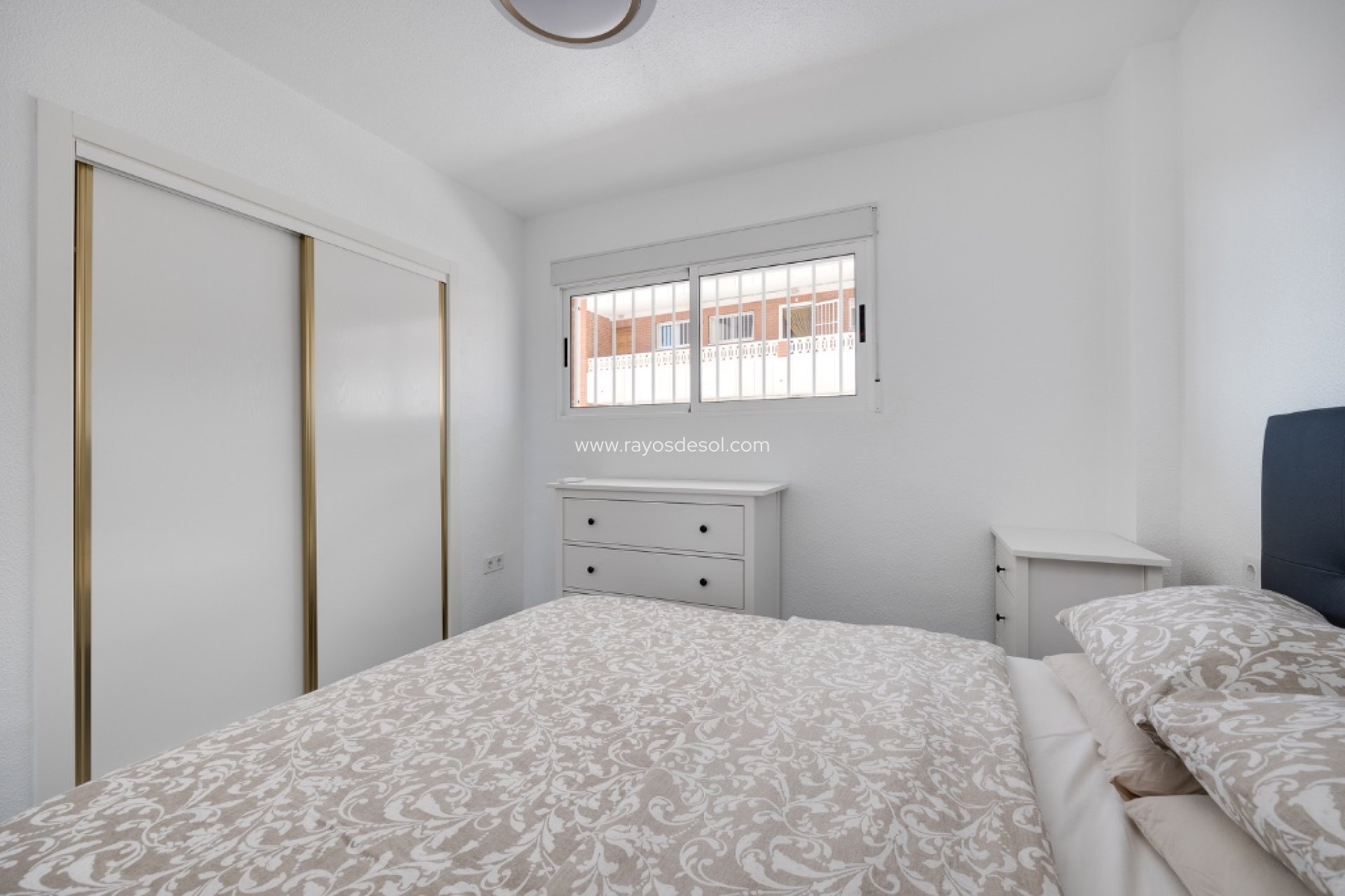 Resale - Apartment - Torrevieja - Punta Prima