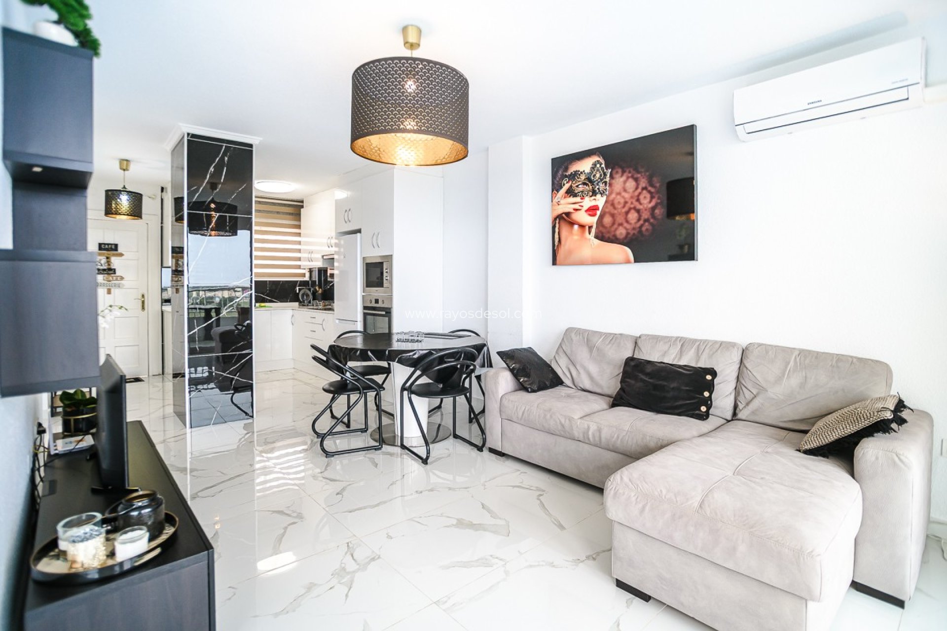 Resale - Apartment - Torrevieja - Punta Prima