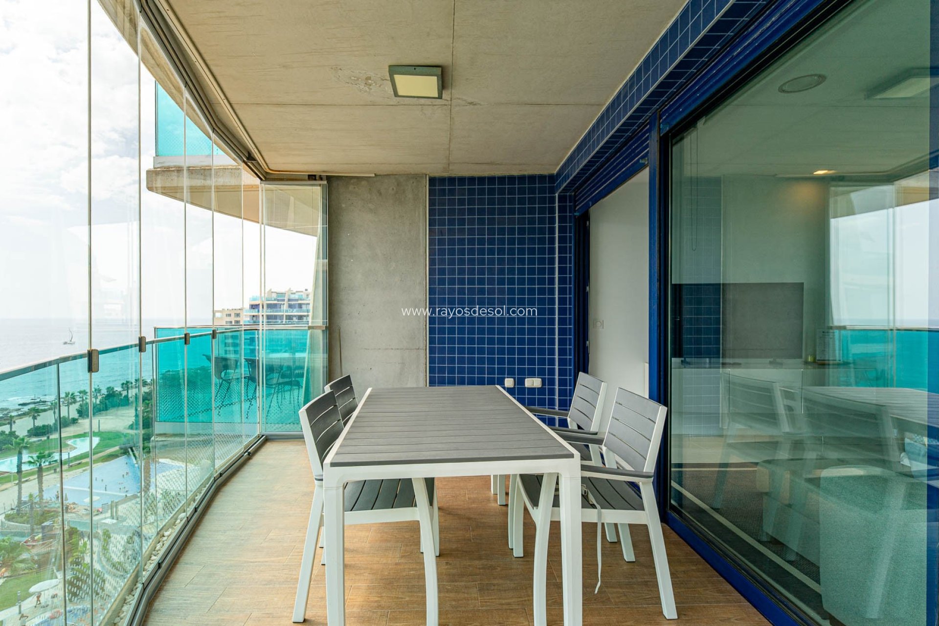 Resale - Apartment - Torrevieja - Punta Prima
