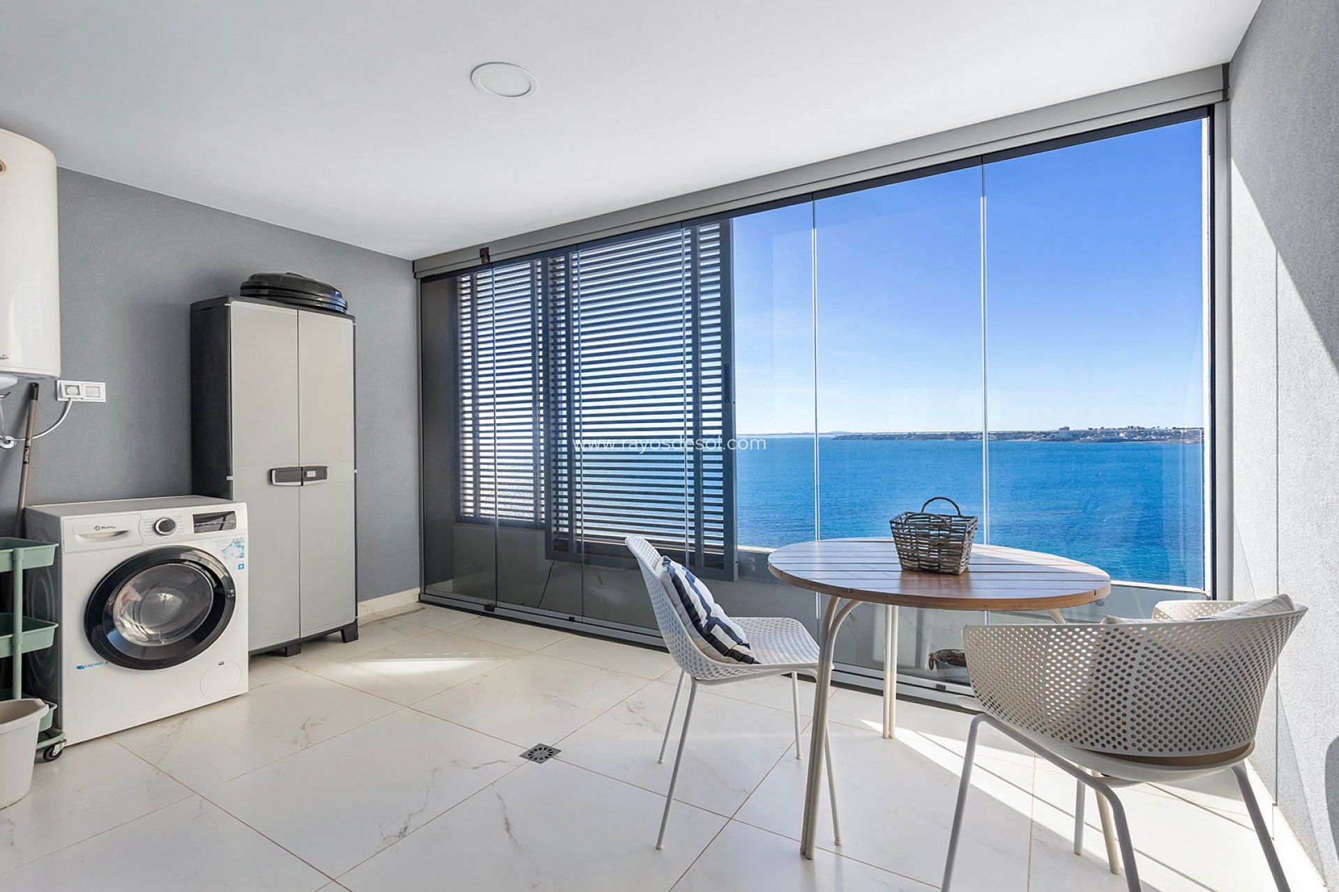 Resale - Apartment - Torrevieja - Punta Prima