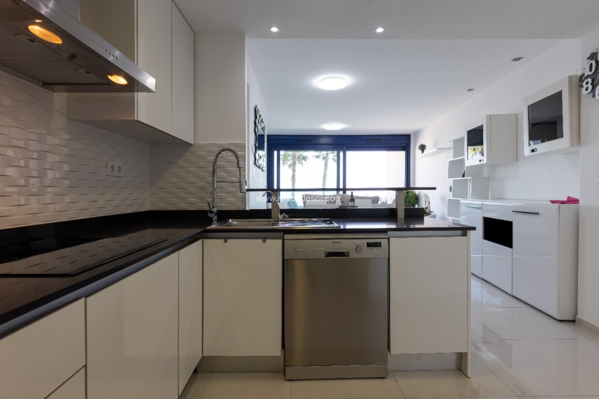 Resale - Apartment - Torrevieja - Sea Senses