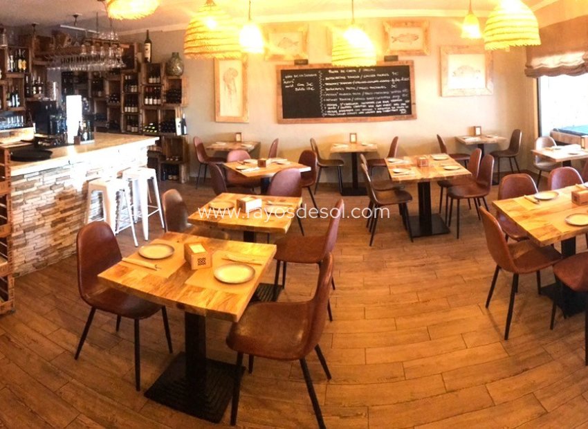 Resale - Commercial Property - Moraira - La Cometa