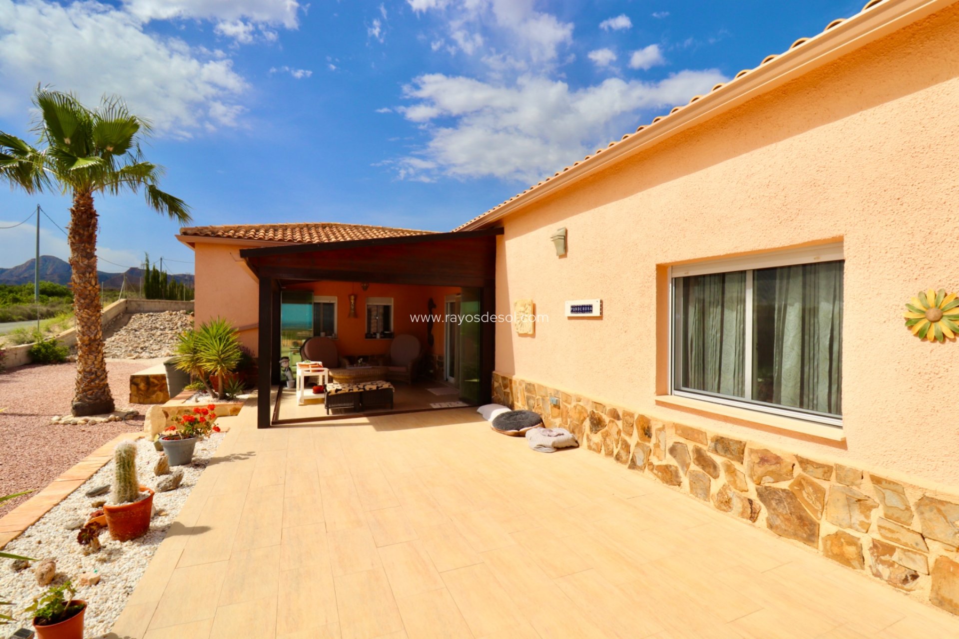 Resale - Country House - Finca - Albatera