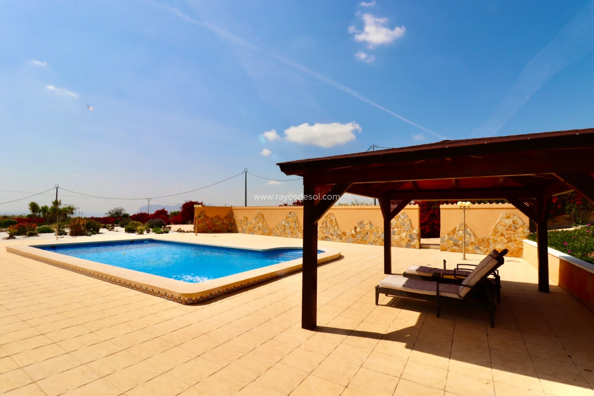 Resale - Country House - Finca - Albatera