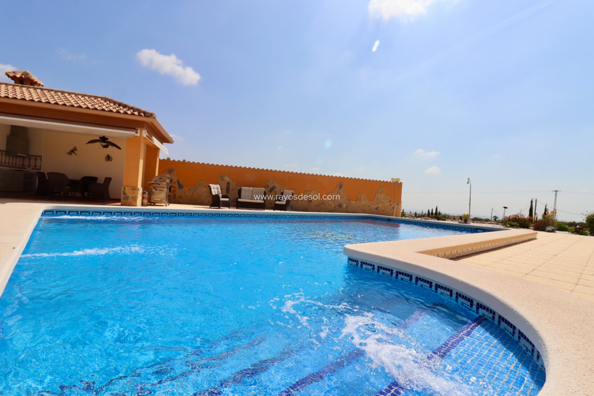 Resale - Country House - Finca - Albatera