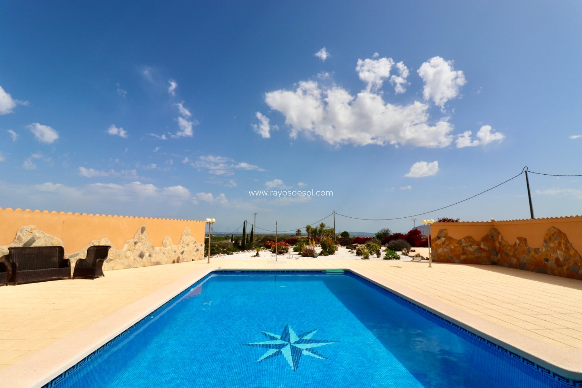 Resale - Country House - Finca - Albatera