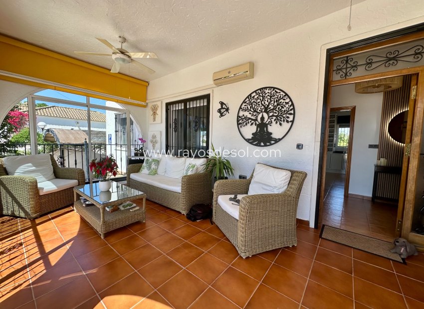 Resale - Country House - Finca - Catral
