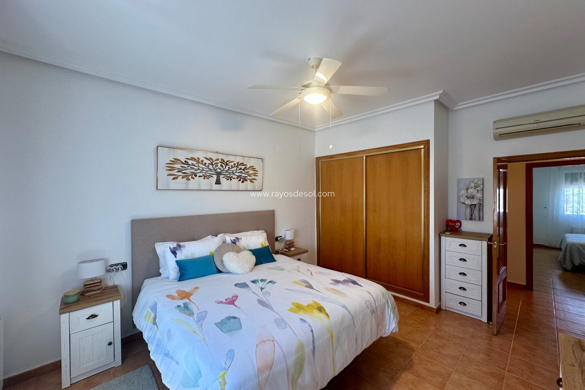 Resale - Country House - Finca - Catral