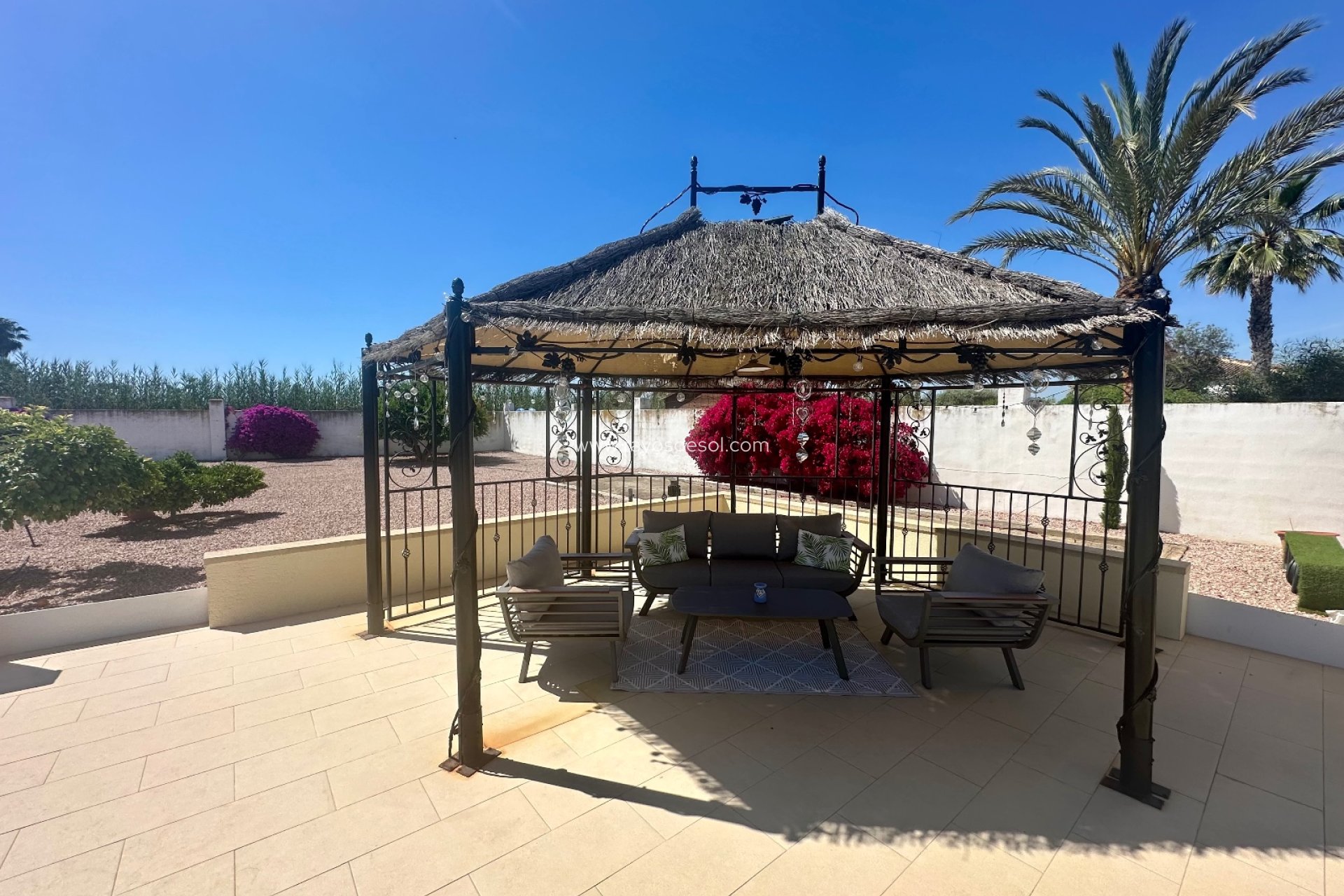 Resale - Country House - Finca - Catral