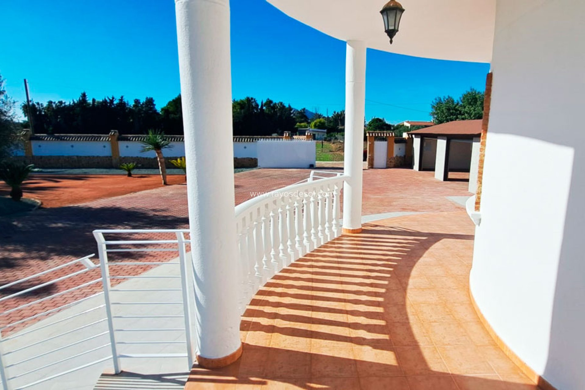 Resale - Country House - Finca - Catral