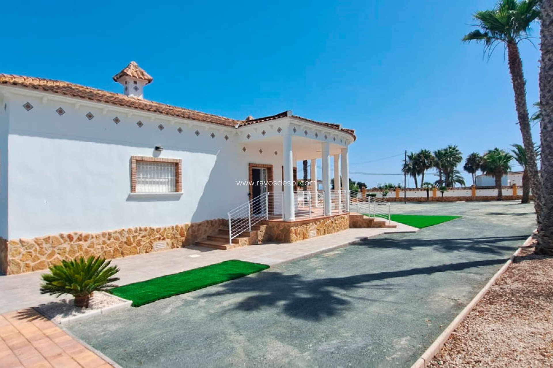 Resale - Country House - Finca - Catral