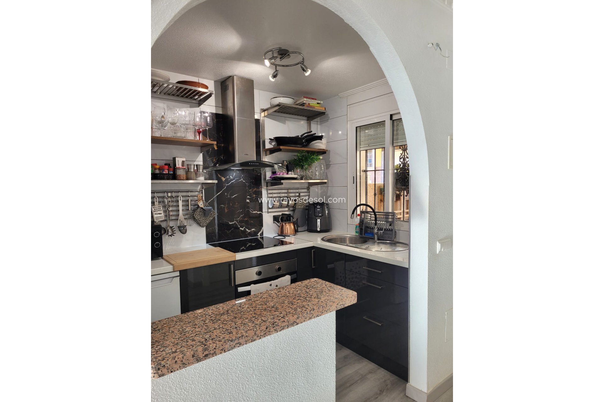 Resale - House - Algorfa