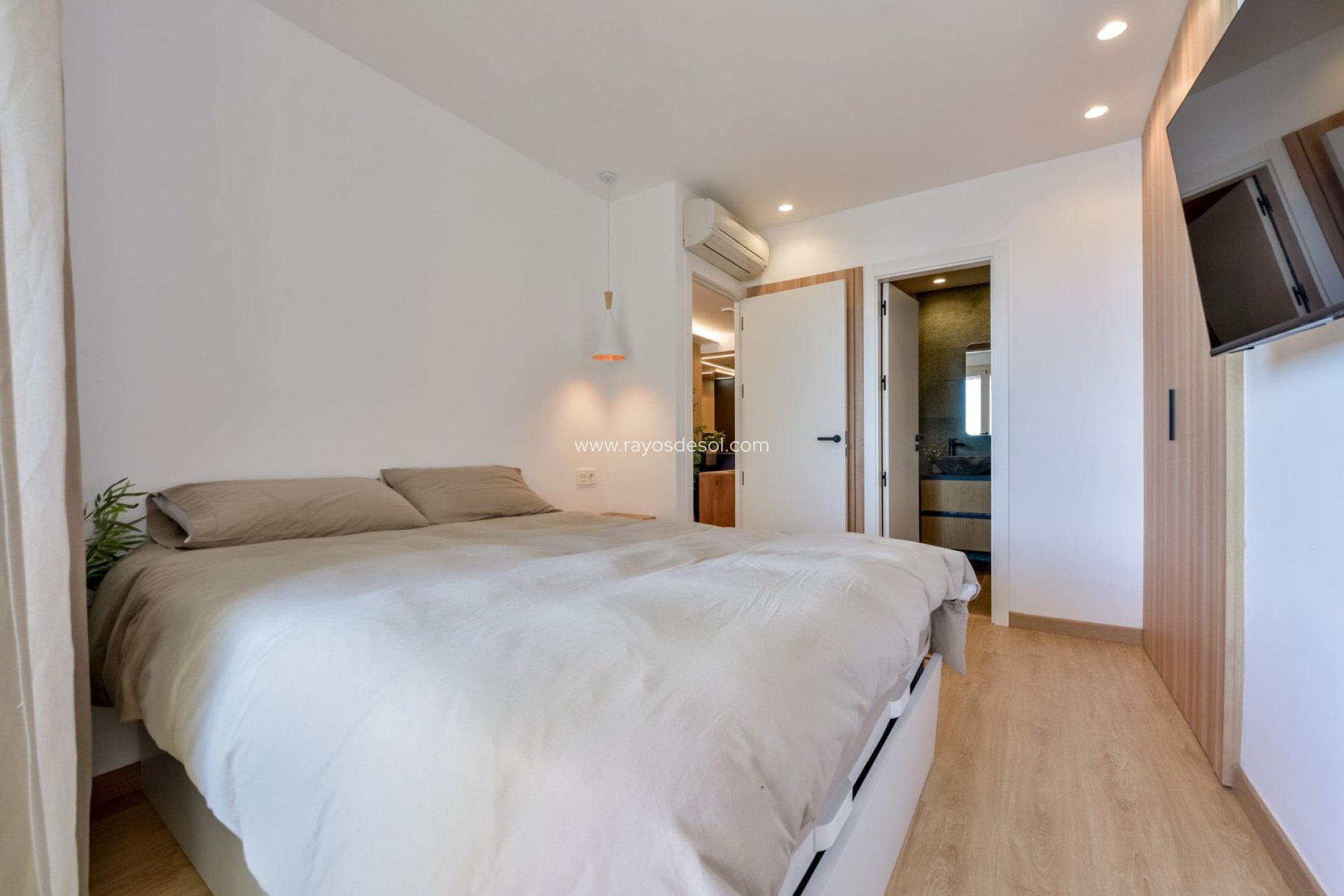 Resale - House - Altea