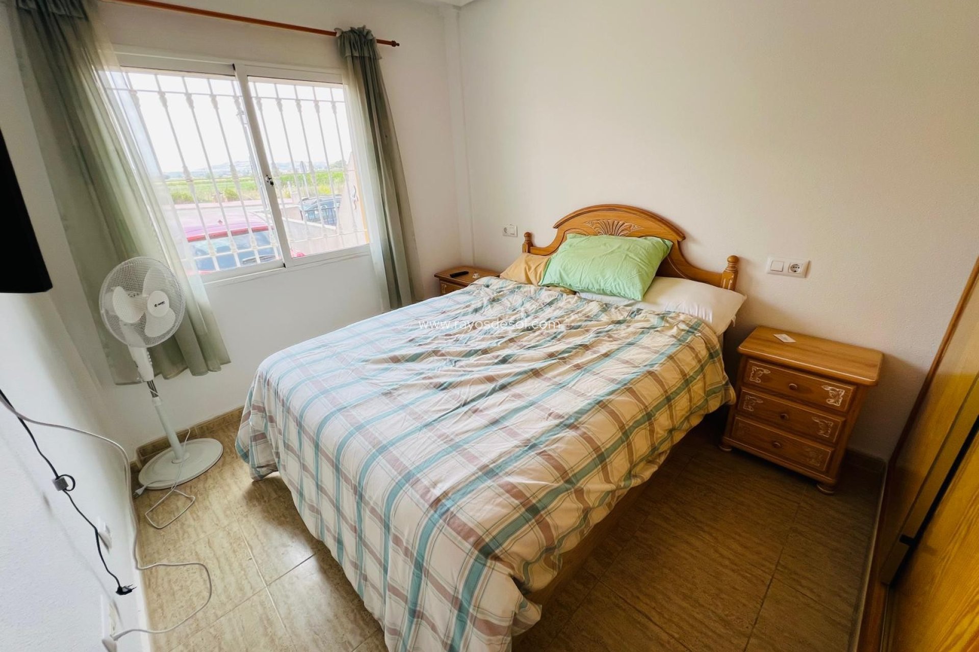 Resale - House - Daya Nueva