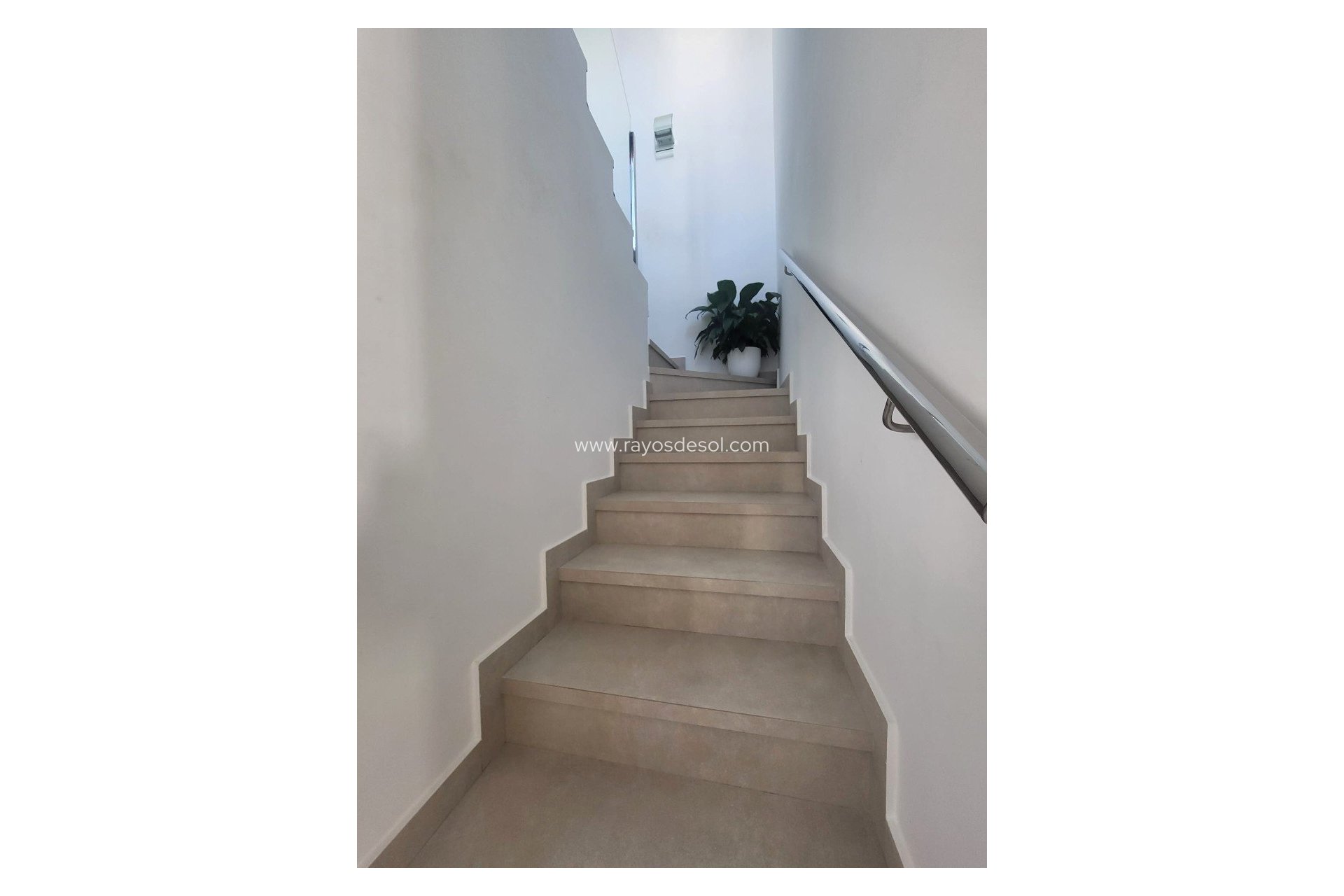 Resale - House - Daya Vieja