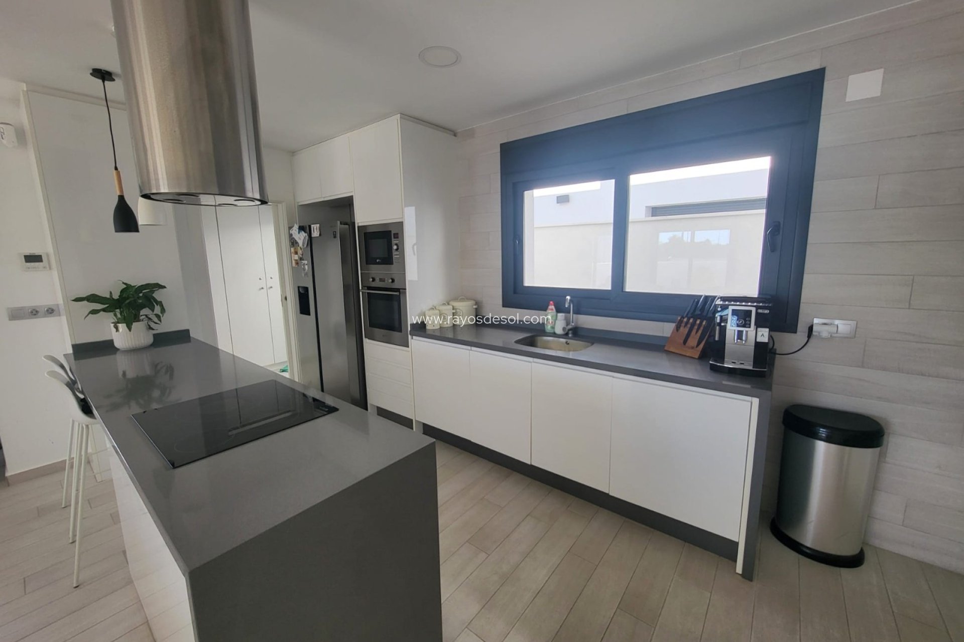 Resale - House - Daya Vieja