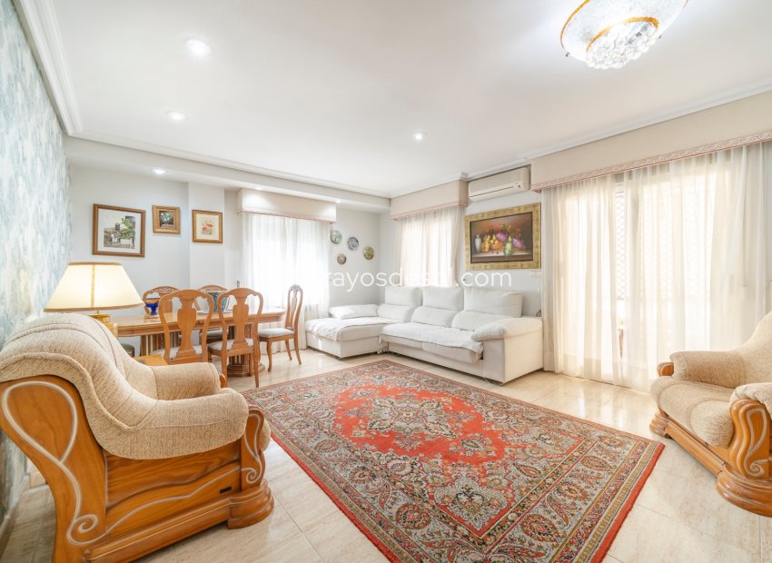 Resale - House - Guardamar del Segura - El moncayo