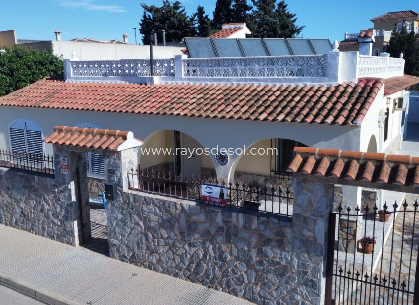 Resale - House - Los Alcazares