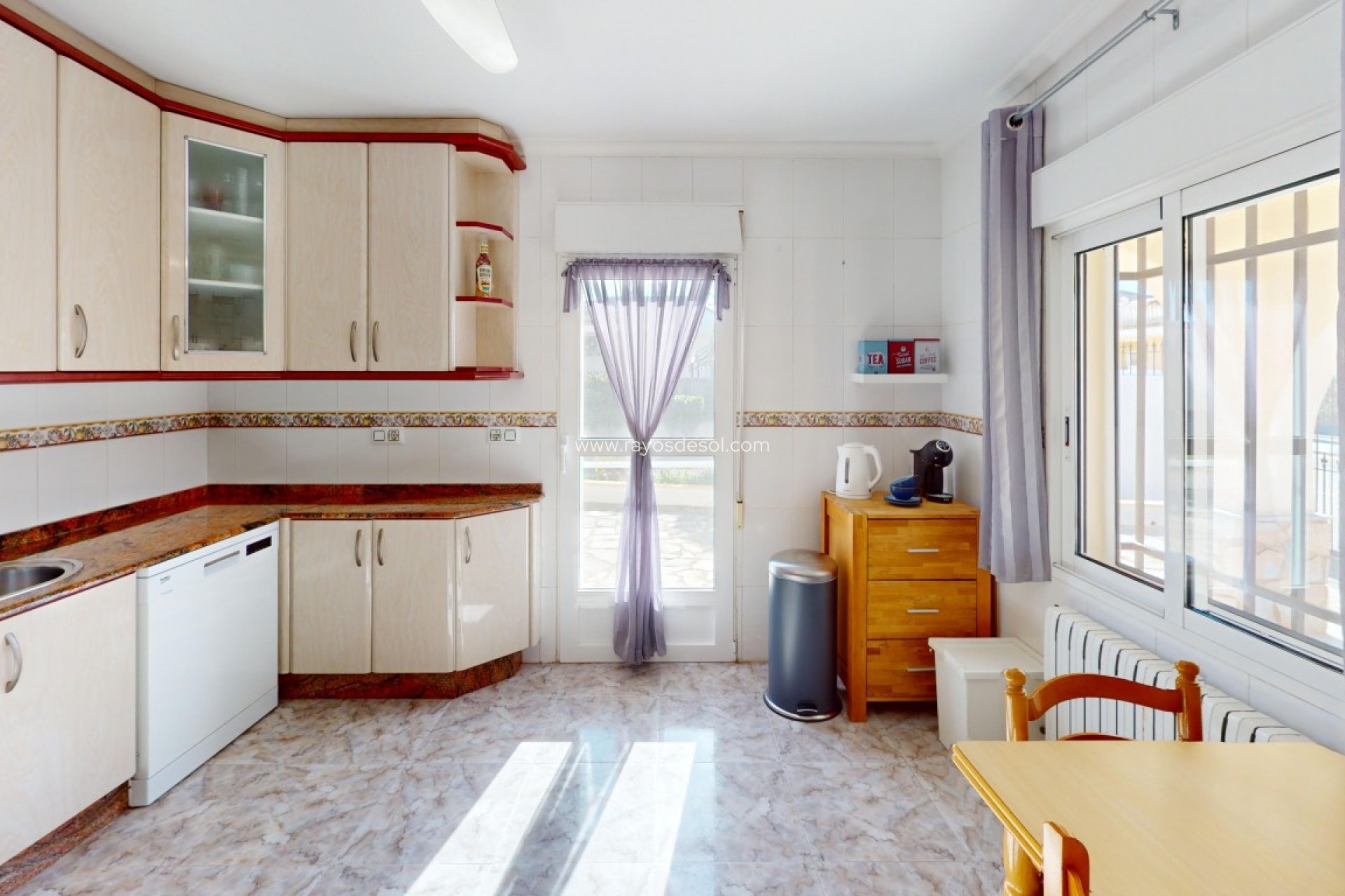 Resale - House - Los Alcazares